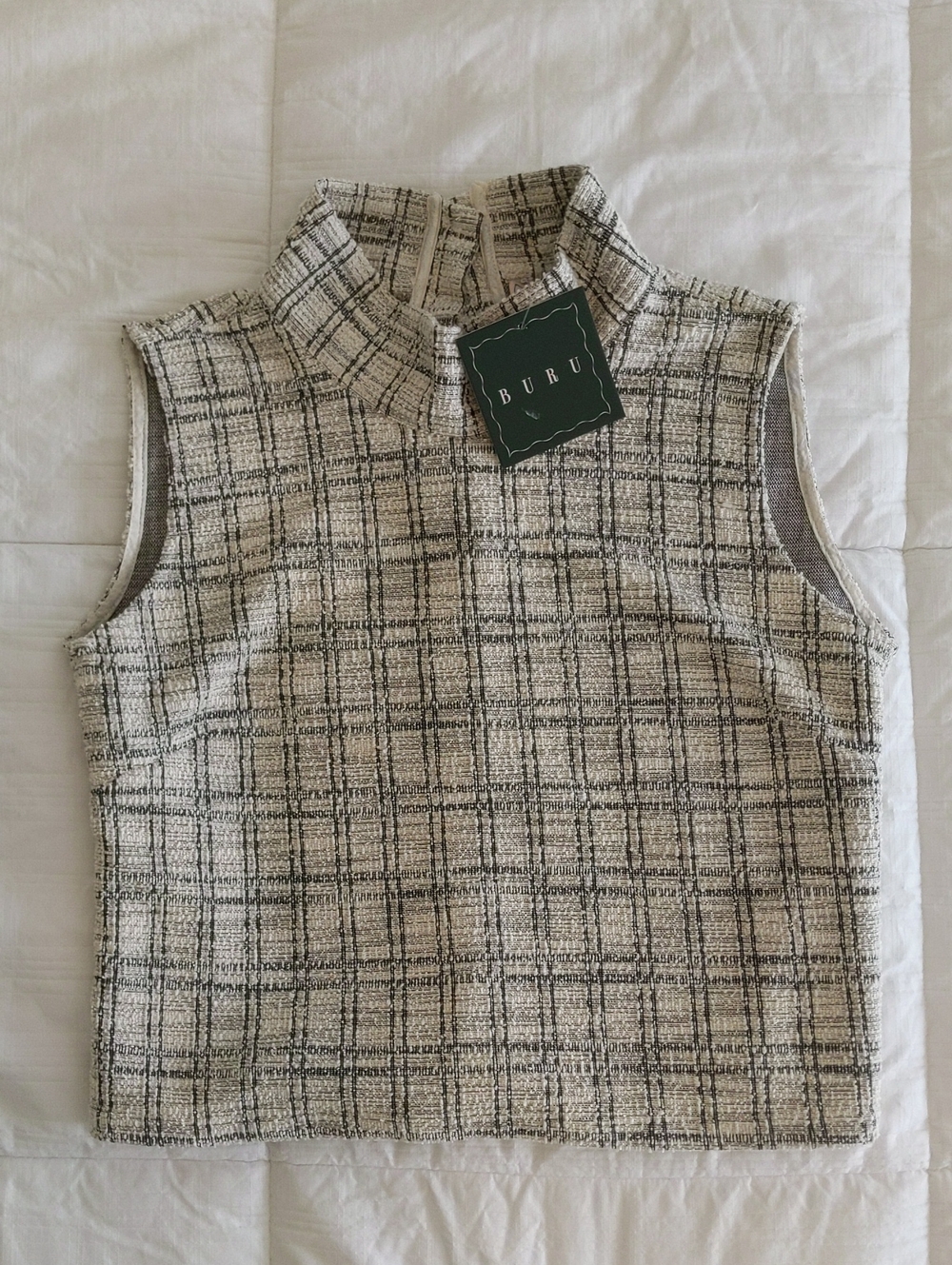 NWT Buru Cropped Sleeveless Mock Neck Button Back Top | S